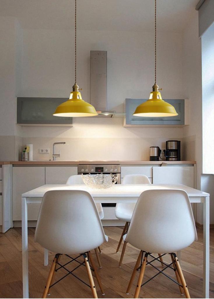 Black Wrought Iron Loft Retro Industrial Pendant Lamp for Bars, Restaurants, and Coffee Shops