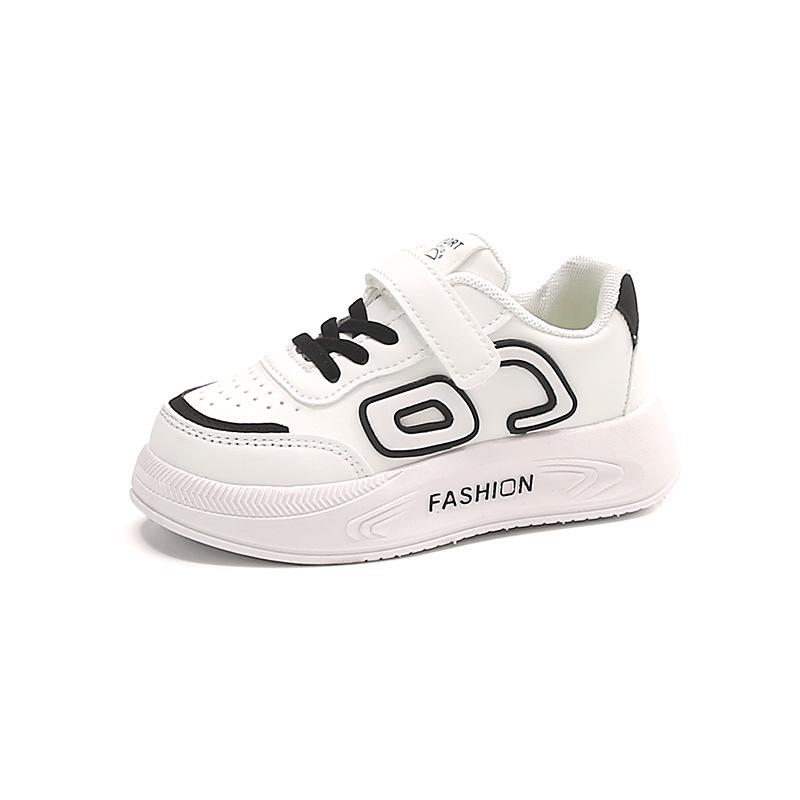 2026 Spring Kids  Leather Sports Shoes - Fashionable & Versatile White Sneakers for Boys & Girls Size 22, inner length 14cm