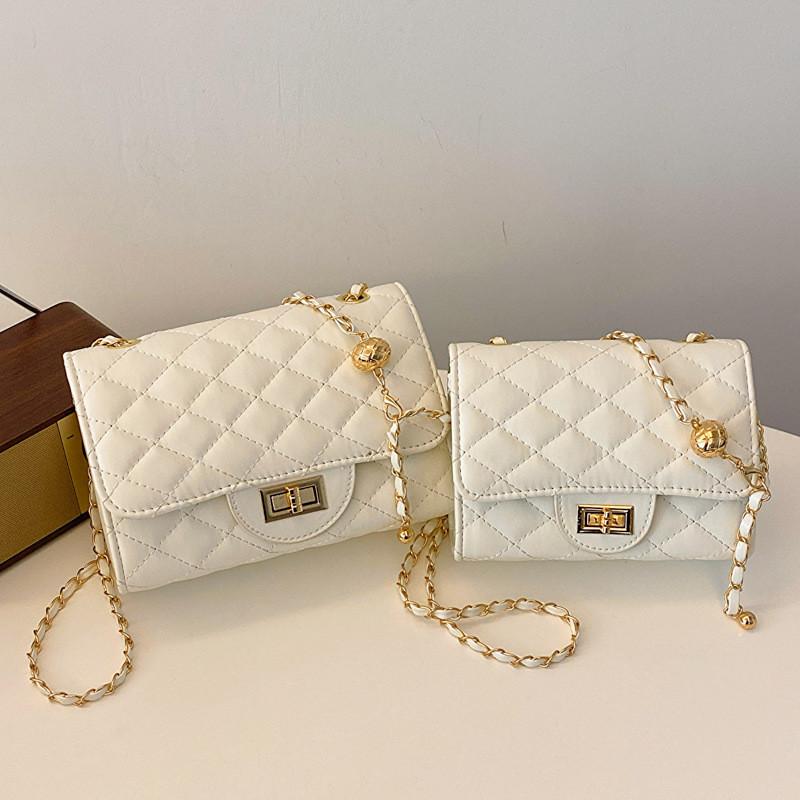 Unique And Chic Women s Crossbody Bag 2024 New Arrival Small Square Bag Pu Material Fashionable Shoulder Bag S белый