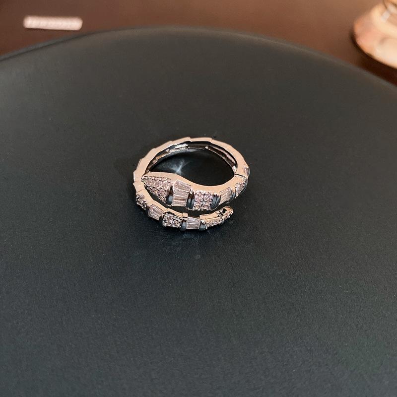 European and American Personality Fashion Exaggerated Zircon Serpentine Open Ring Simple Metal Style Index Finger Ring Temperament Jewelry