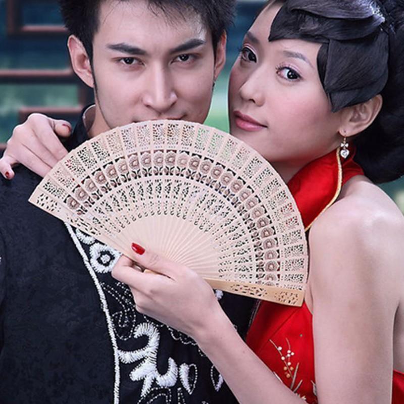 1PC Wooden Folding Fan Carved Wood Hand Held Fans for Chinese Style Classical Dance Performances Banquet Gift Souvenir