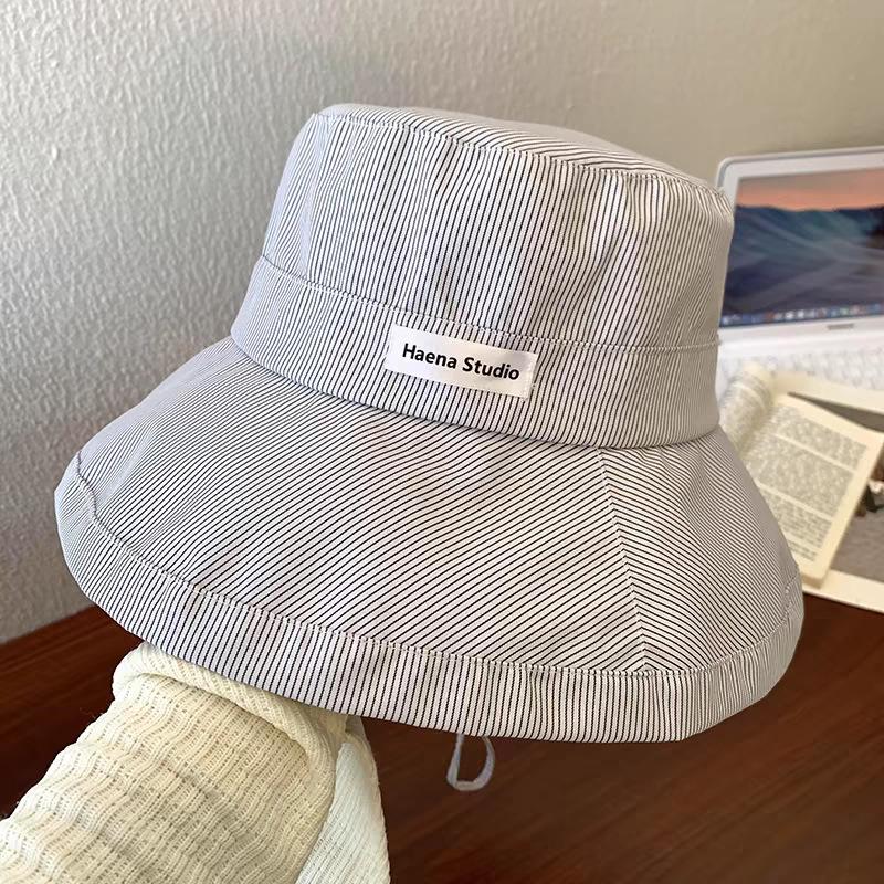 New Japanese Fresh Striped Fisherman s Hat for Women s Summer Fashion Versatile Sunshade Big Head Circumference Display Face Sma серый