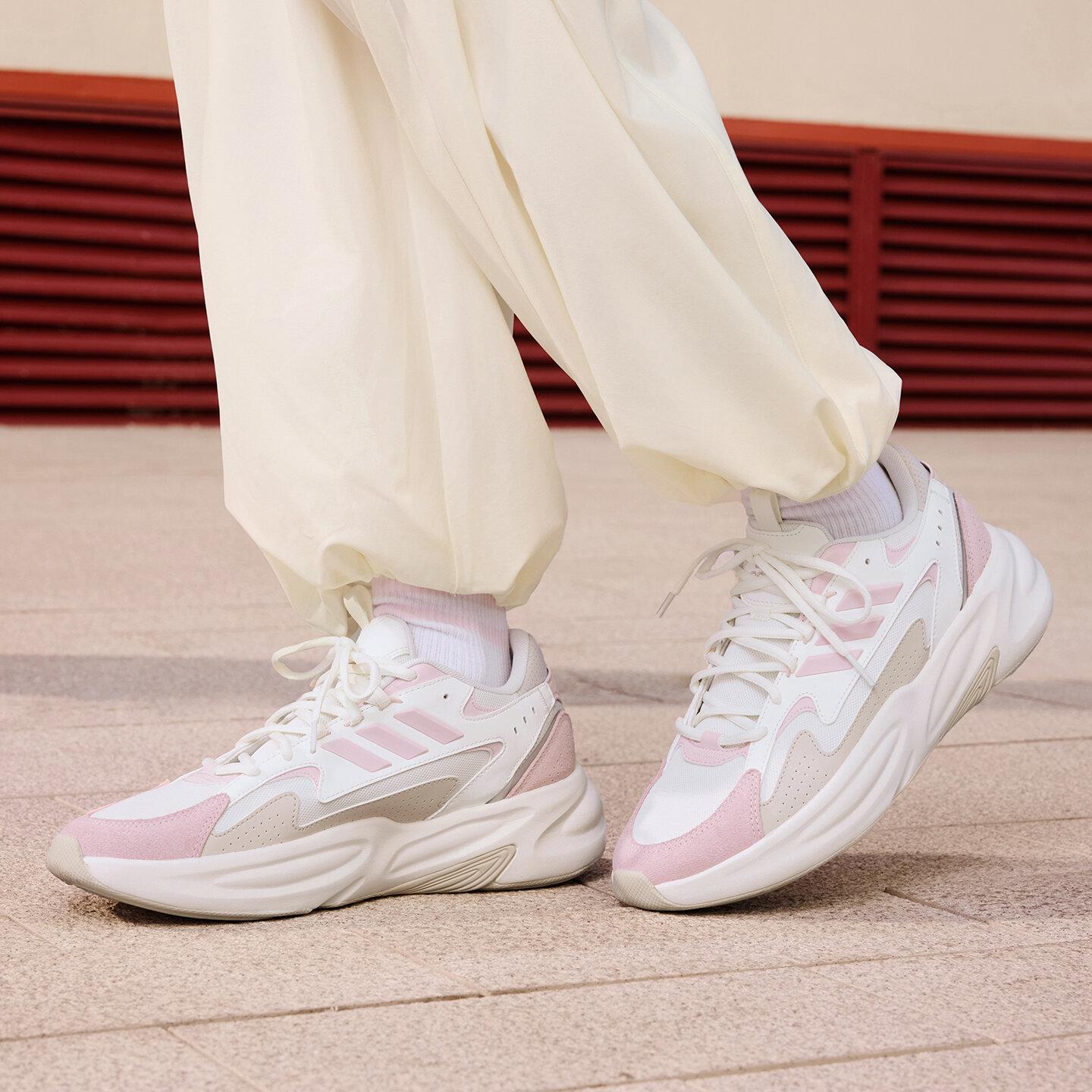 Adidas OZWAVE Low top Chunky Sneakers Unisex White 38