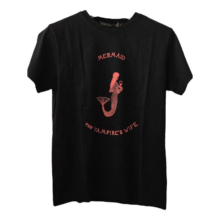 The Vampire s Wife Themed T-Shirt - Gothic Print Cotton Round Neck Casual Shirt, Black Suitable for - Wear & Machine Washable, Iconic Vampire s Wife S чёрный