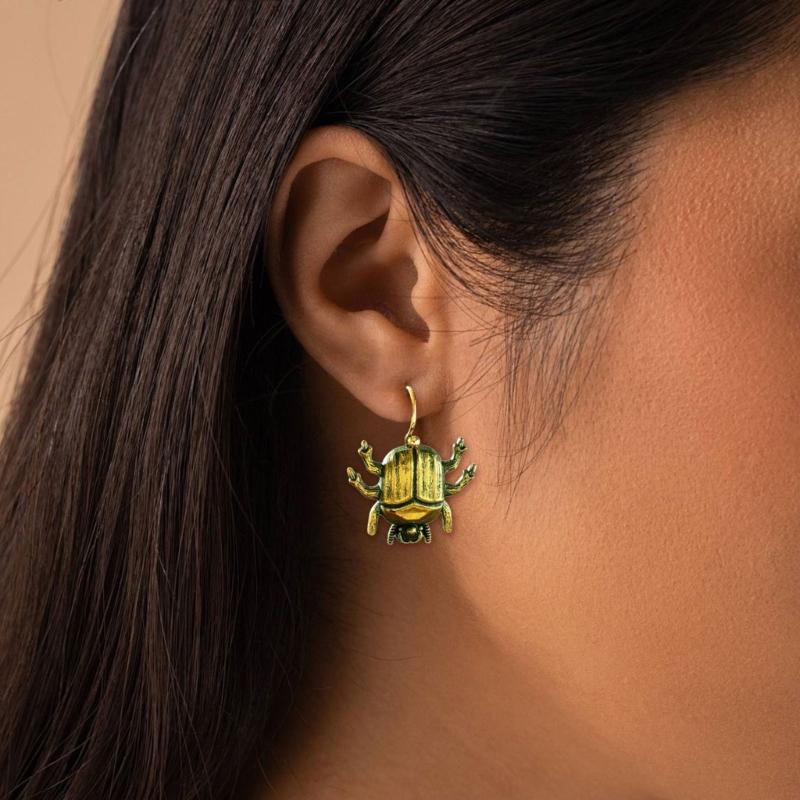 Antique Insect Earrings Alloy Fashion Accessories Metal Craftsmanship Unique Ear Jewelry Suitable for Daily Outfits
