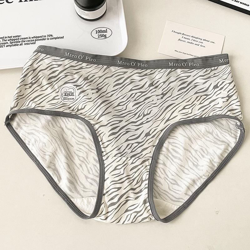 Women's Spring Summer Leopard Print Anti Bacterial Breathable Mid Waist Panties