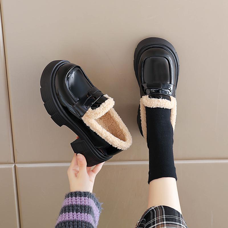 TUINANLE Winter New Plush Lined Loafers Women's Retro Chunky Platform Fluffy Leather Shoes Comfortable & Warm