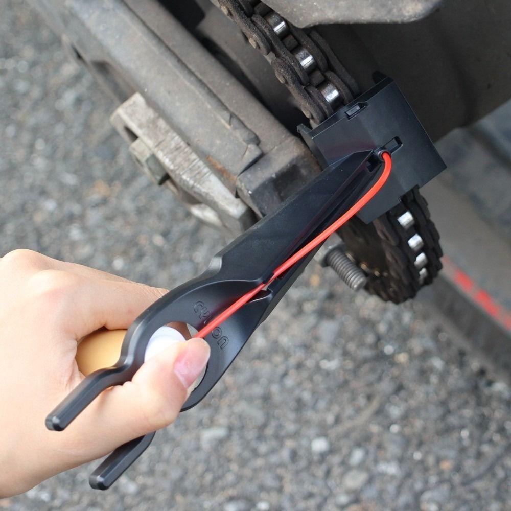Anti Splash Motorcycle Chain Lubricating Oiling Diverter  Motos Gear Maintenance Tools