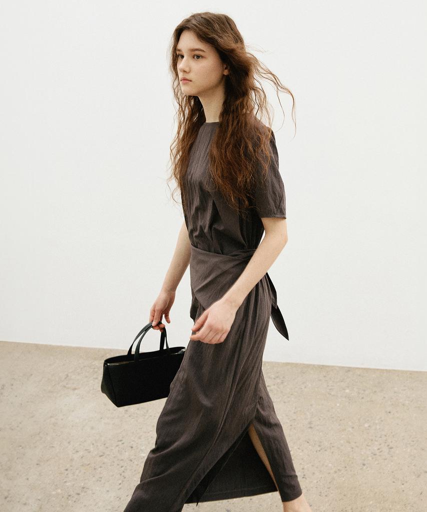 Artid Drape Short Sleeve Long Dress_Charcoal