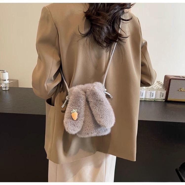 Módní plyšová crossbody taška 2024 - Roztomilý design králíčka, ideální na podzim/zimu