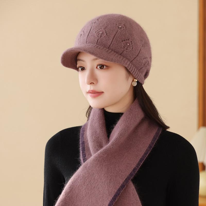 Herbst und Winter Damen Mittleren Alters und Ältere Verdickter Samt Warm Ohrenschutz Gestrickt Kaninchenfell Alte Dame Fischerhut Trendig