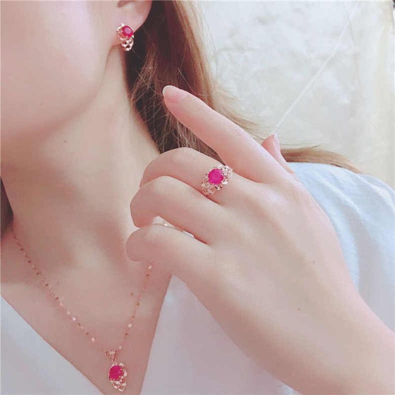 Russia 585 Purple Gold Red Stone Lace Ring Exquisite Rose Gold Plated Color Gold Hollow Design Ring