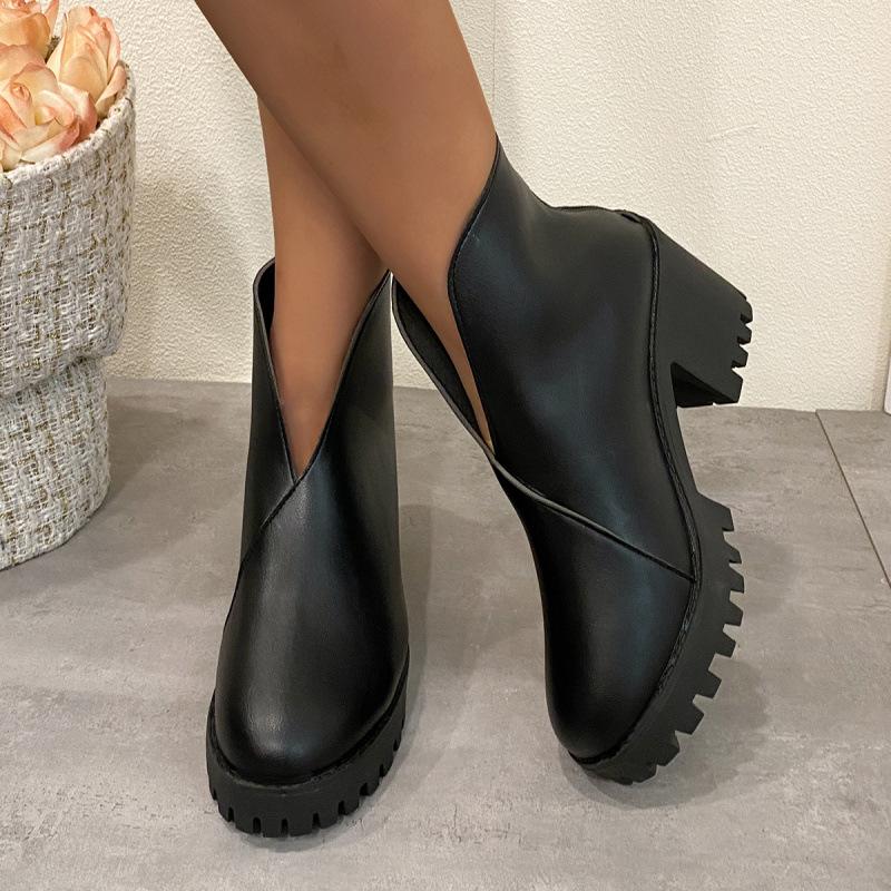 Large size boots autumn new British style round head zipper thick sole medium tube thick heel black Martin boots