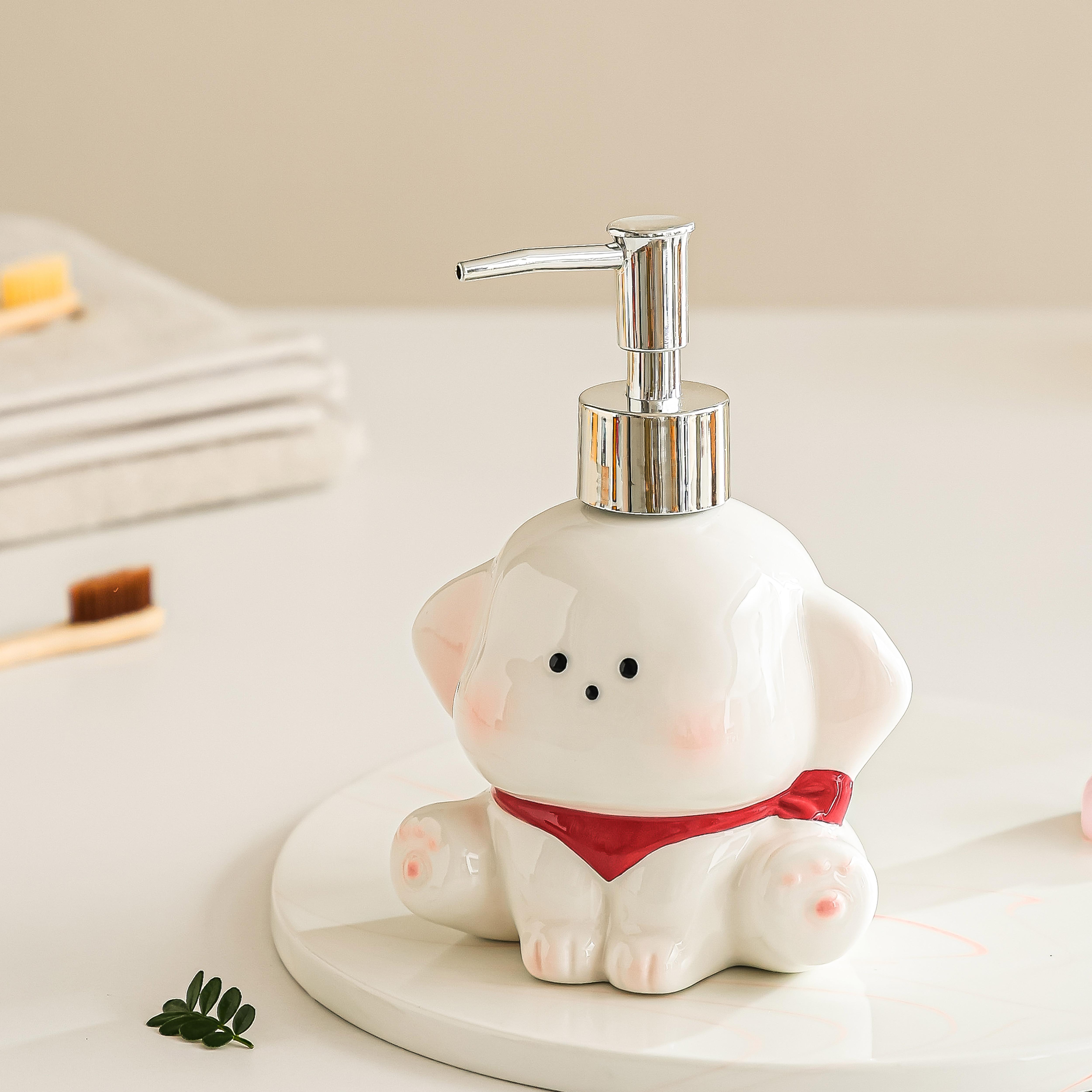 

soap dispenser Cartoon puppy ceramic hand sanitizer, toilet laundry detergent shower gel shampoo bottle press bottle dispenser