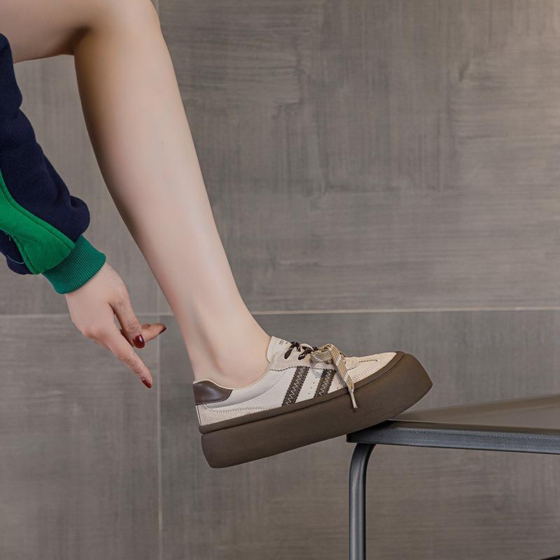 Women's Autumn New Thick-soled Heightening Small Pair of Shoelaces Color Matching Retro Casual Board Shoes