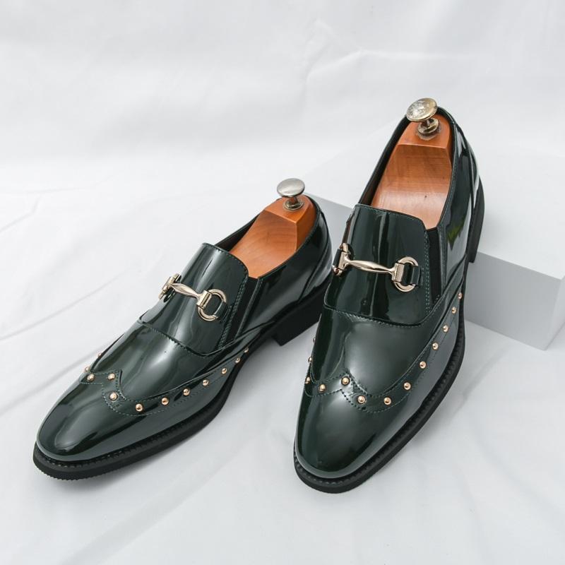 Britain Designer New Men's Pointed Rock Rivet Slip On Loafter Casual Dress Homecoming Shoes Male Formal Wedding Footwear