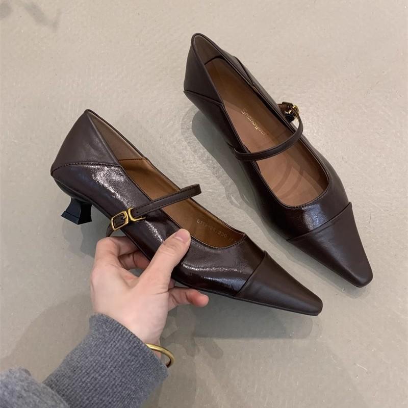 Retro Design Sense Splicing Single Shoes Women's 2025 Spring and Autumn New Versatile Thick Heel Pointed One-word Buckle Temperament Flat Shoes