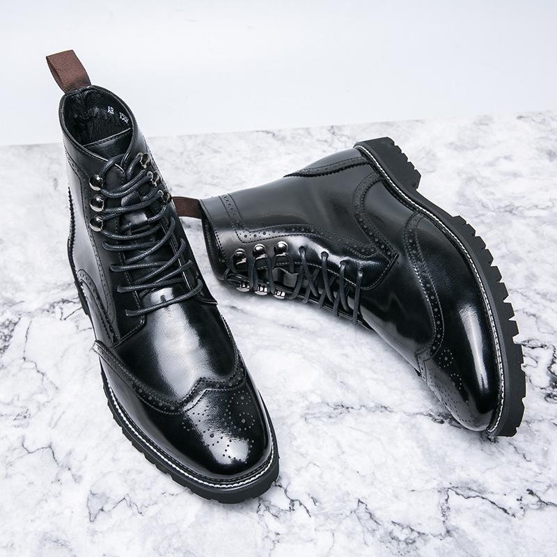 Men's High-Top Lace-Up Leather Boots, Trendy Burnished Style, Large Sizes for Autumn/Winter Outdoor Fashion