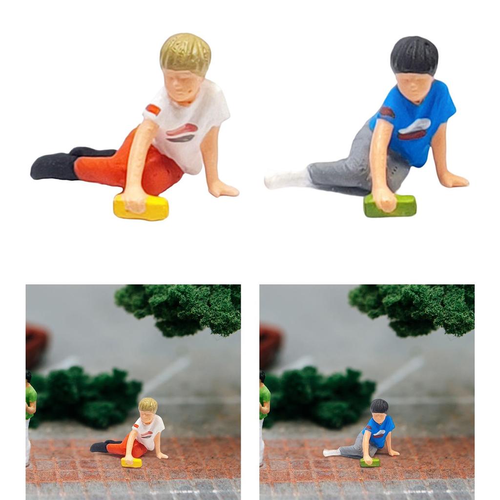 1:64 Boy with A Toy Car Tiny People Model Miniature Painted Figure Crafts for Scenery Landscape