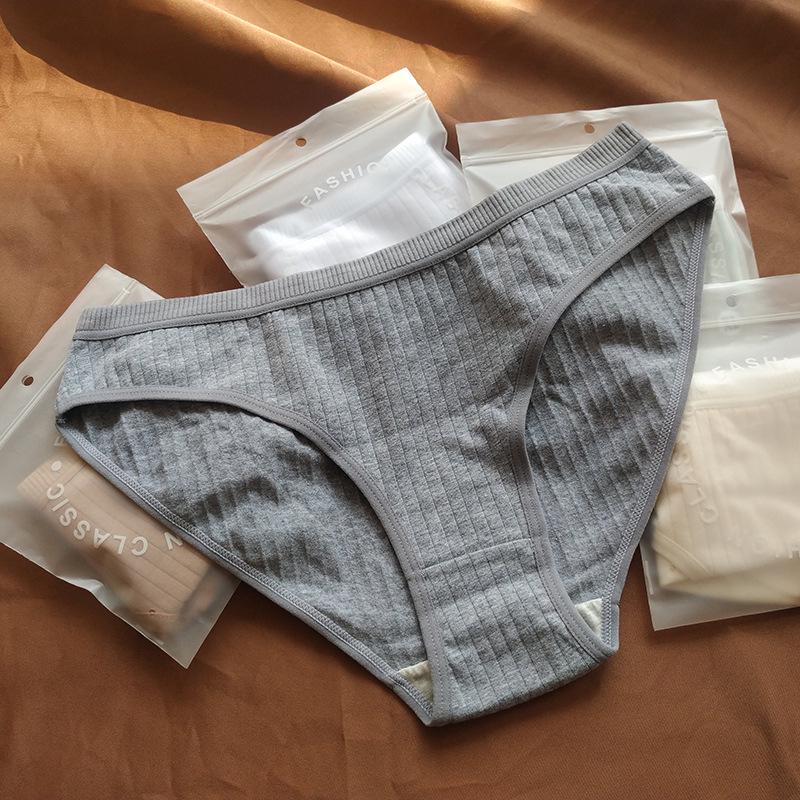 Culottes Triangle en Coton Taille Moyenne pour Femmes - Couleur Unie, Grande Taille, Style Européen et Américain