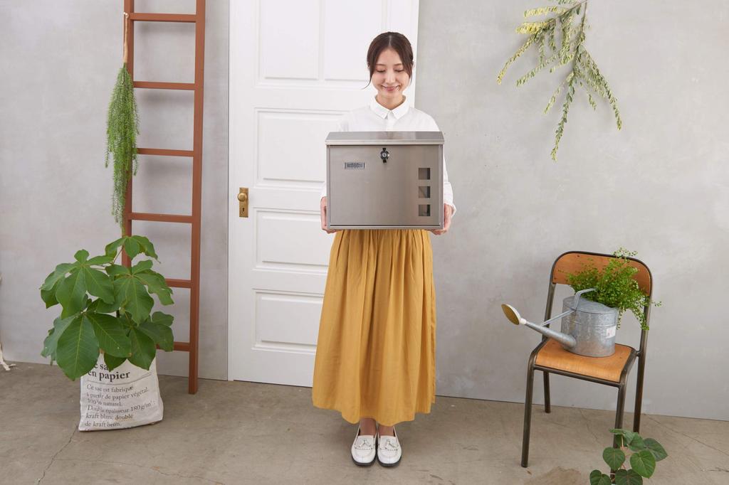 Kabapost Stainless Steel with Twist Lock Mailbox, Wall-Mounted, Large, Horizontal, Key,