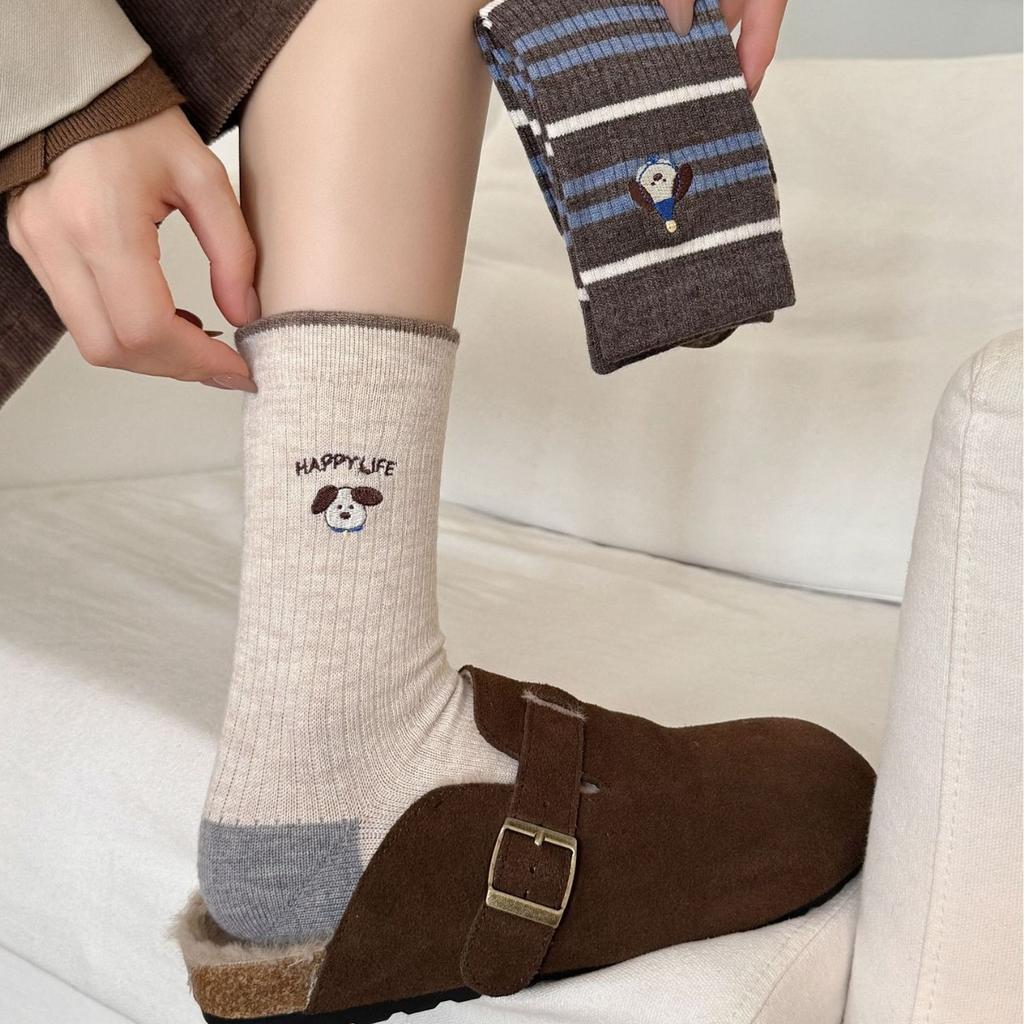 Female Autumn Winter Thickened Warm Cartoon Embroidered Wool Medium Tube Pile Socks