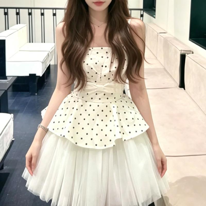 French Gentle Wind Huge Good-looking Polka Dot Splicing Mesh Fluffy Suspender Skirt Small Dress 2026 Summer