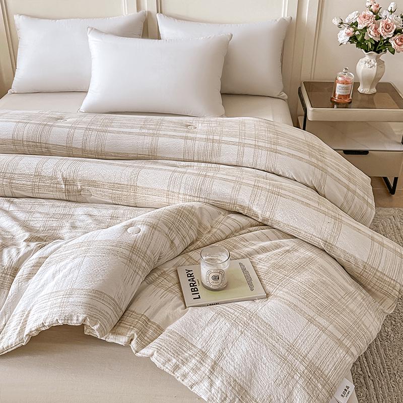 Muji Cloud Soft Four Seasons Blended Quilt