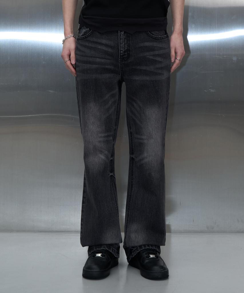 Pichibeullaeg Distressed Whisker Jeans (Washed Black)
