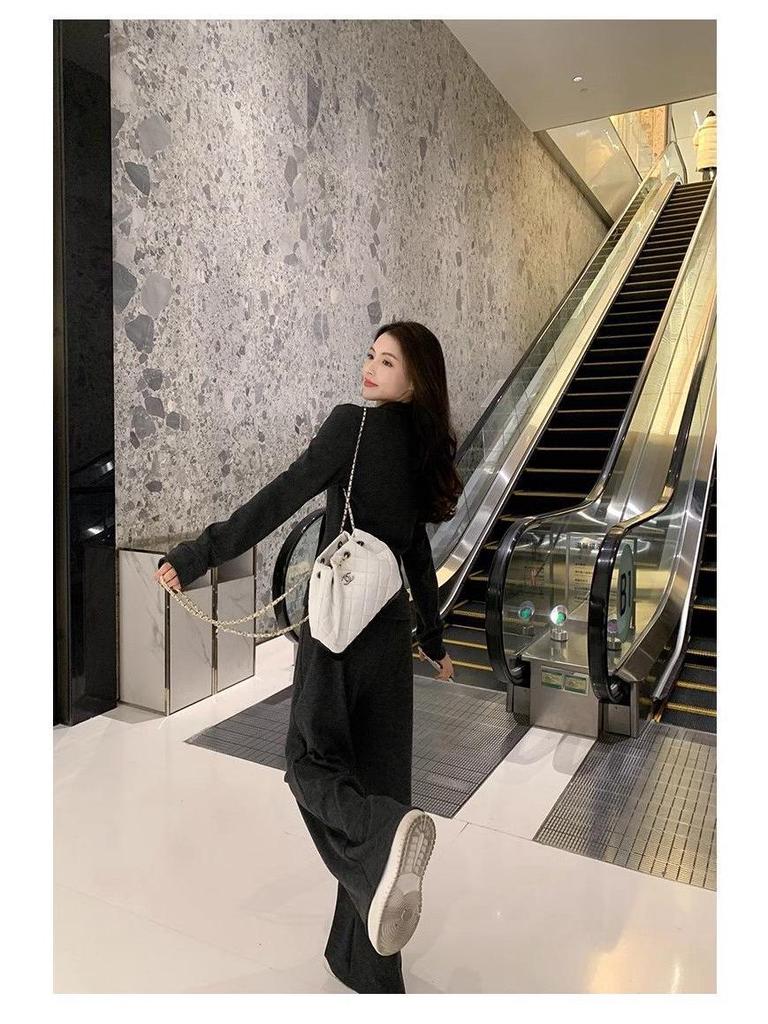 Korean Elegant Slimming Two-Piece Sportswear Set for Women - High Neck Cardigan Hoodie & Long Pants for Spring/Autumn.