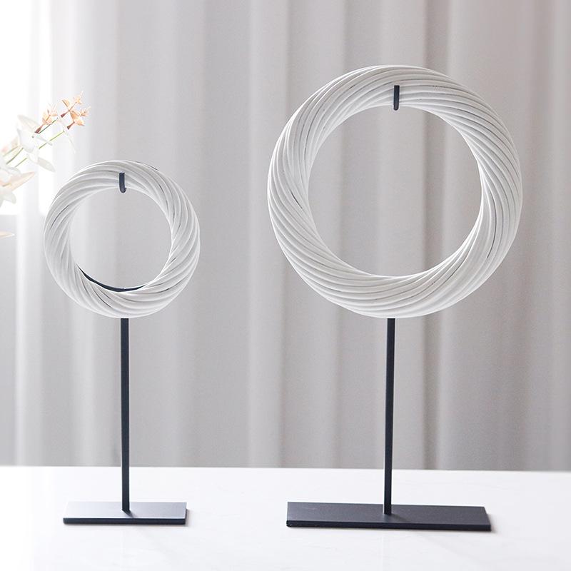 Modern Chinese Twisted Wire Ring Ornament - Creative Living Room Decor