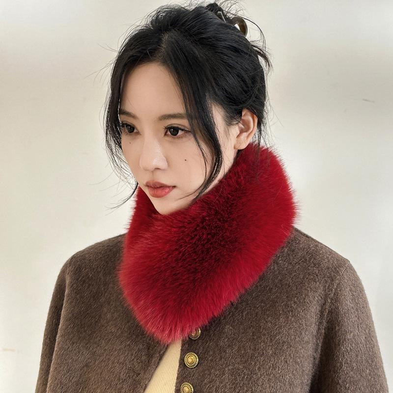 Fox Otter Rabbit Fur Scarf Collar Set: Versatile, Fashionable Magnetic Buckle for Neck Protection and Warmth - Women's Winter Accessory.