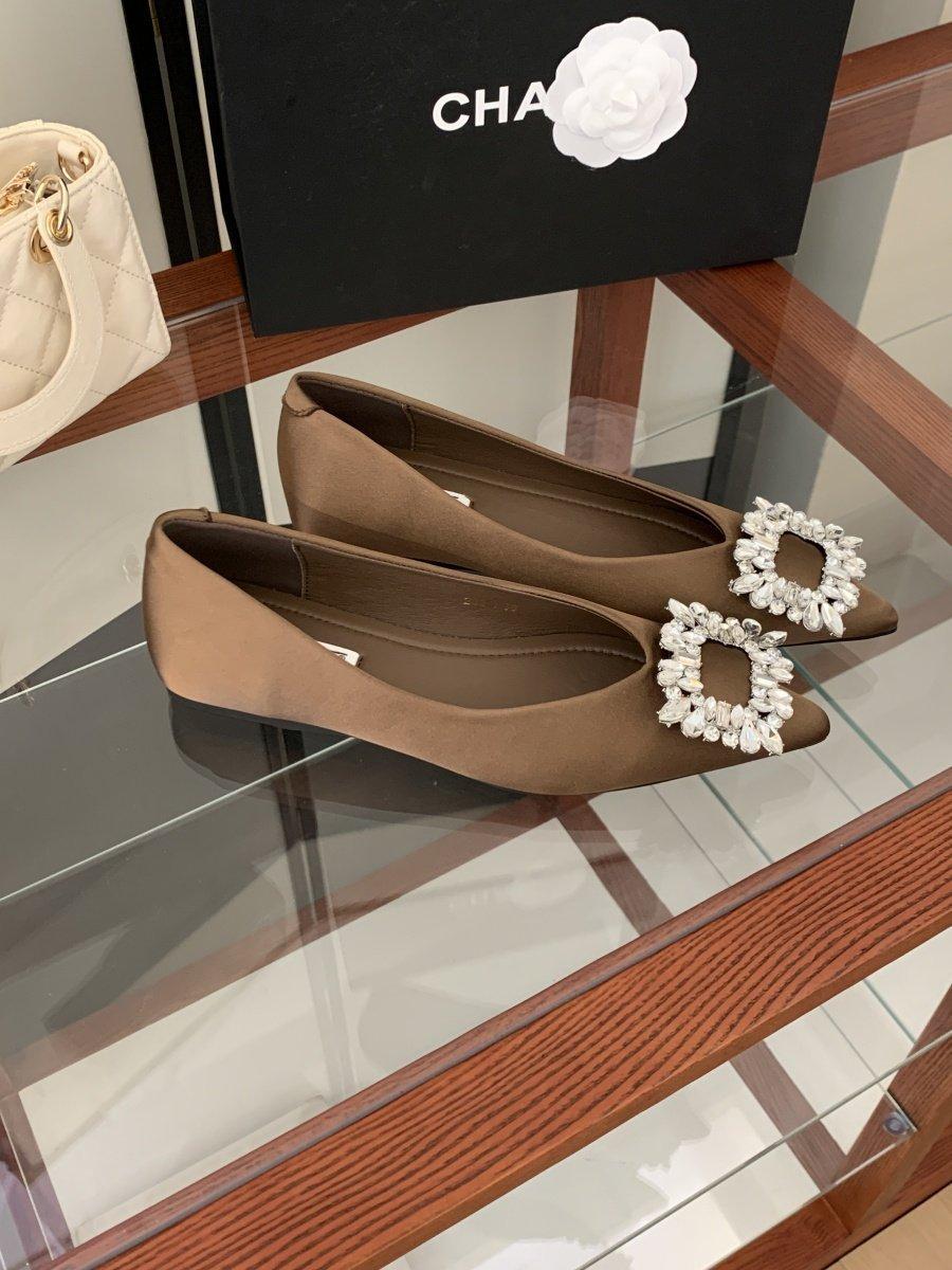 

Inner Heightening Square Buckle Rhinestone Single Shoes Women S Shoes Spring French Satin Temperament Pointed Shoes Black Commuter Shoes 39