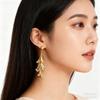 Exquis Longs Boucles d'Oreilles Feuille à Franges avec Diamants Micro-sertis - Design de Niche Élégant pour un Effet Amincissant