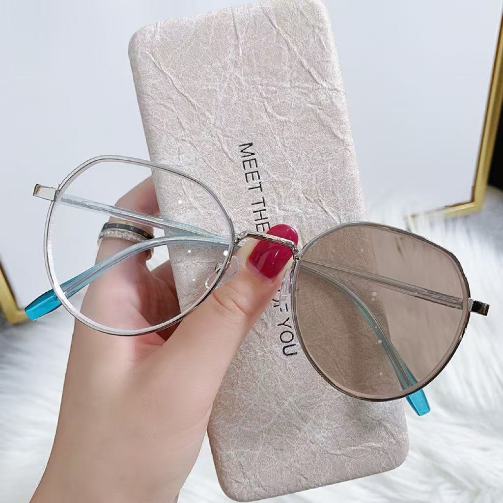 Plamis Pochromic Anti Radiation Metal Computer Glasses Anti Blue Light Eyeglasses For Women/Men