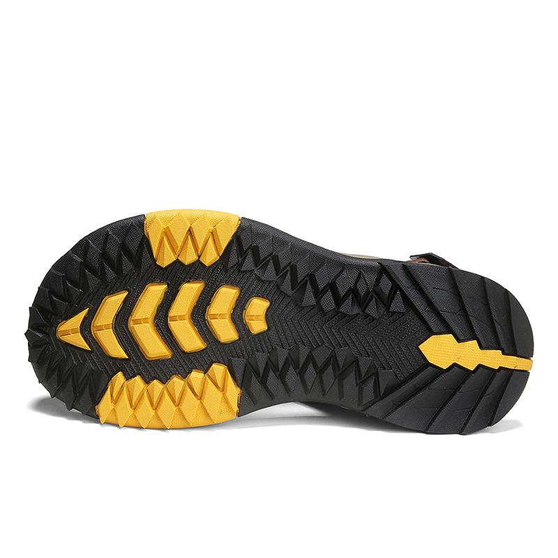 Men's Outdoor Top Layer Leather Large Size Beach Sandals Summer Casual Men's Vacation Beach Shoes Fashion Outdoor Non-Slip Beach Sandals