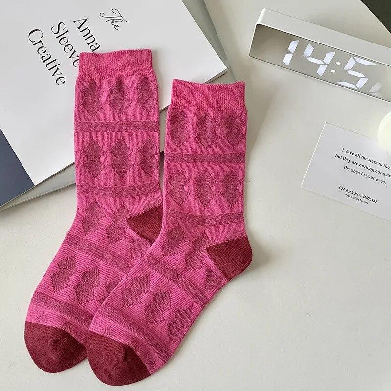 Vintage Women Socks Korean Fashion Harajuku Streetwear Sports Socks Women Casual Striped Plaid Cotton Knitting Elastic Long Sock