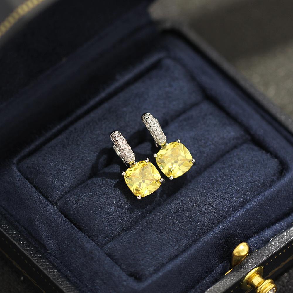 New product exquisite niche high-end sense five-color square diamond earrings temperament versatile simple fashion ear buckle earrings women's earring