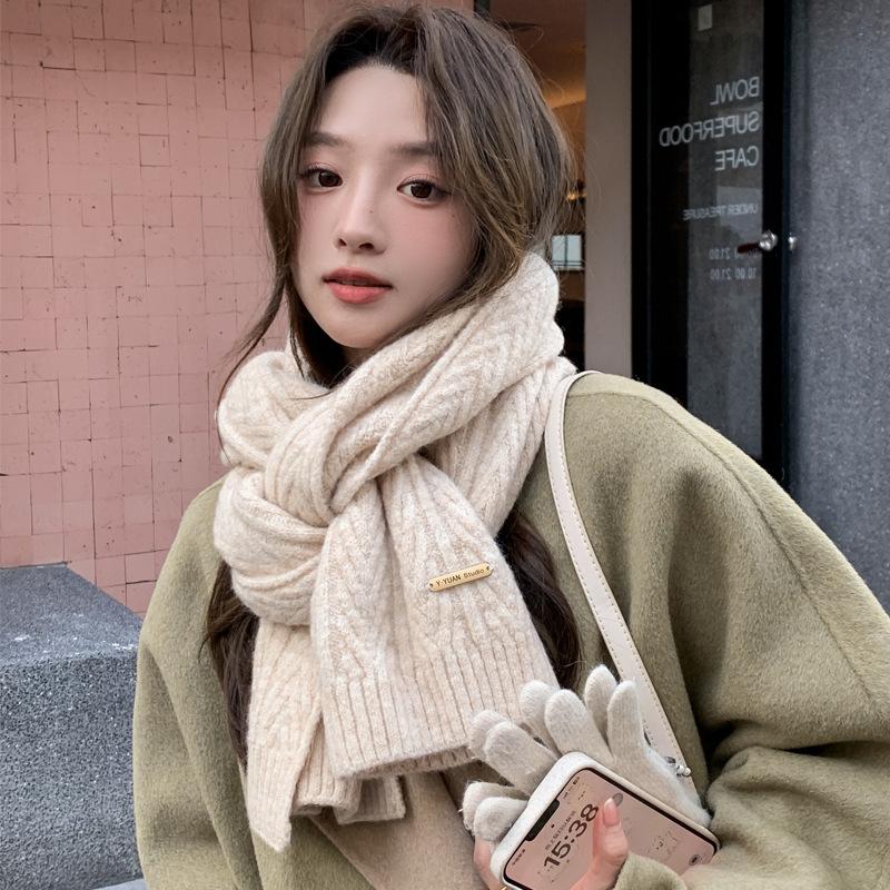 Wool knitted beige scarf, winter girls' new high-end versatile scarf neck protection couple