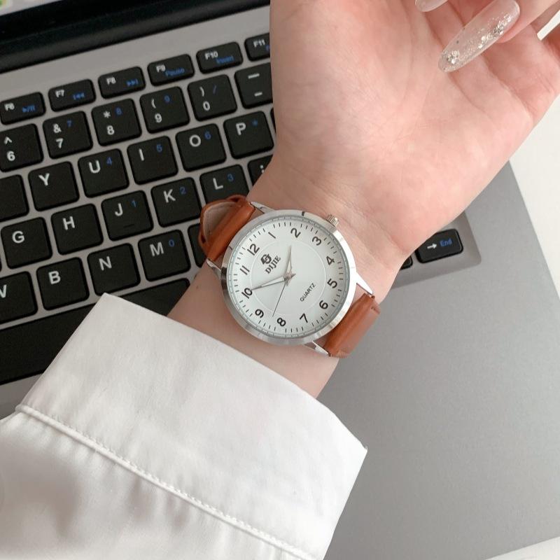 

Watch For Female Students High-Value Girls Junior High School Students High School Students Simple Couple College Style Civil Service Examination