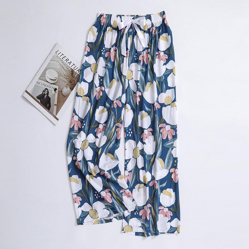 Damen Übergröße Baumwolle Viskose Pyjamahose, Cartoon-Blumendruck, Lockere Neun-Punkt-Strandhose, Outdoor-Bekleidung