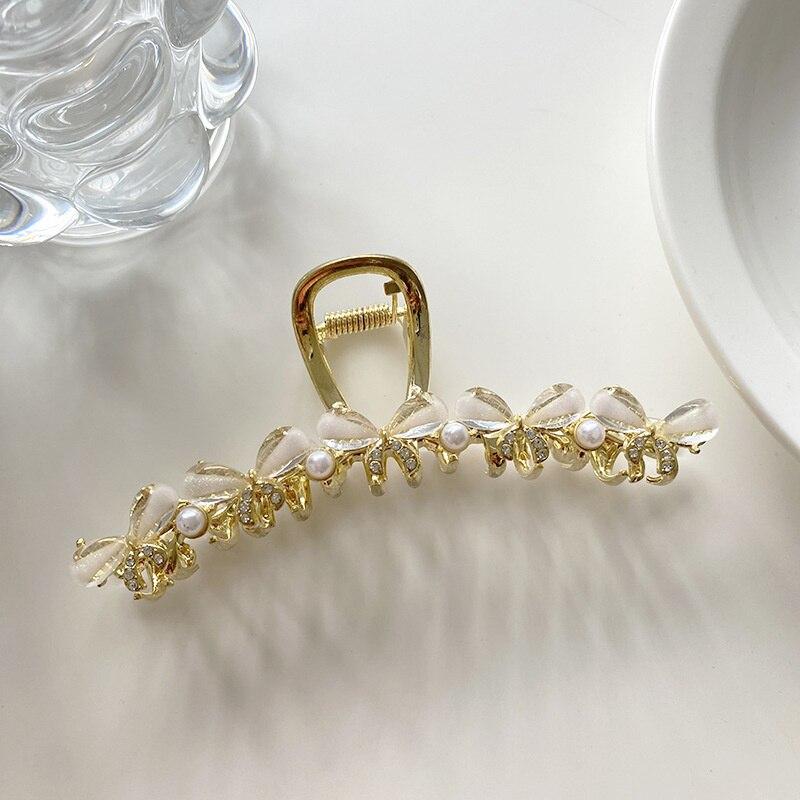 2023 New Vintage Butterfly Hair Claws Classic Pearl Hair Clips Hairpins Hairgrips For Women Hair Accessories Ornament Headwear