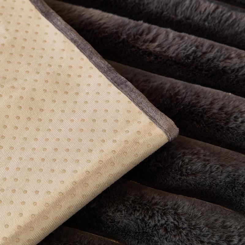 Thicken Plush Stripe Immitation Rabbit Fur Non-Slip Sofa Cover, for Winter Living Room Couch Seat Decor Slipcover Sofa Towel