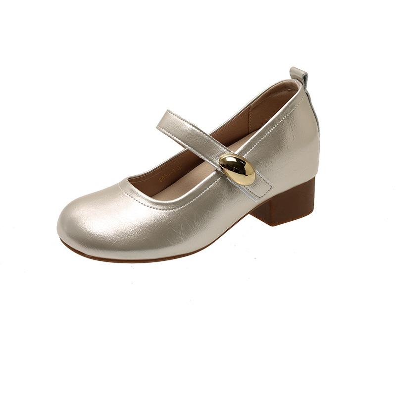 

Retro high-end white French flat-bottomed shallow mouth single shoes women s 2025 new skirt soft-soled Mary Jane shoes 39