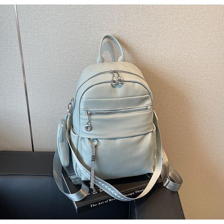 Backpack Women's Simple New Fashion Daily Versatile Trend Large Capacity Leisure Travel Backpack