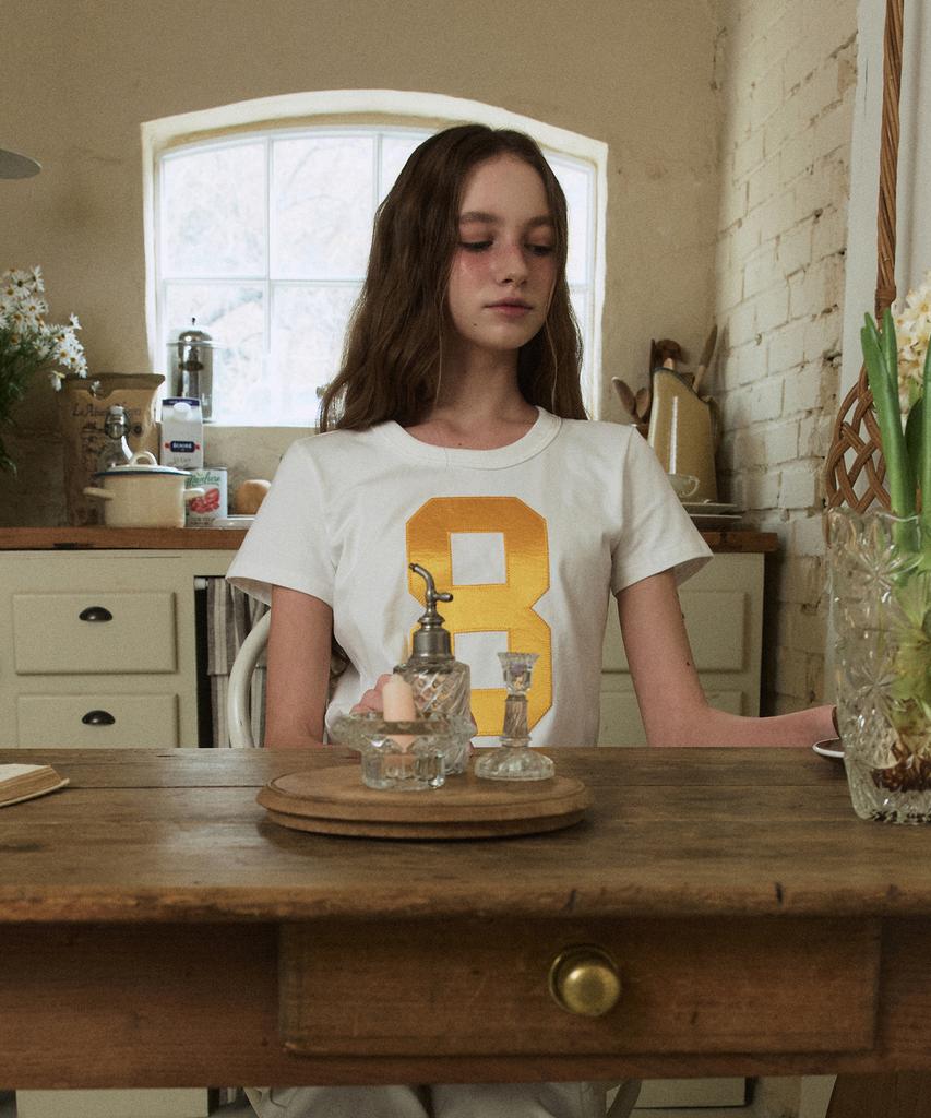 GREENBUTTER No.8 Applique Tee (Cream)