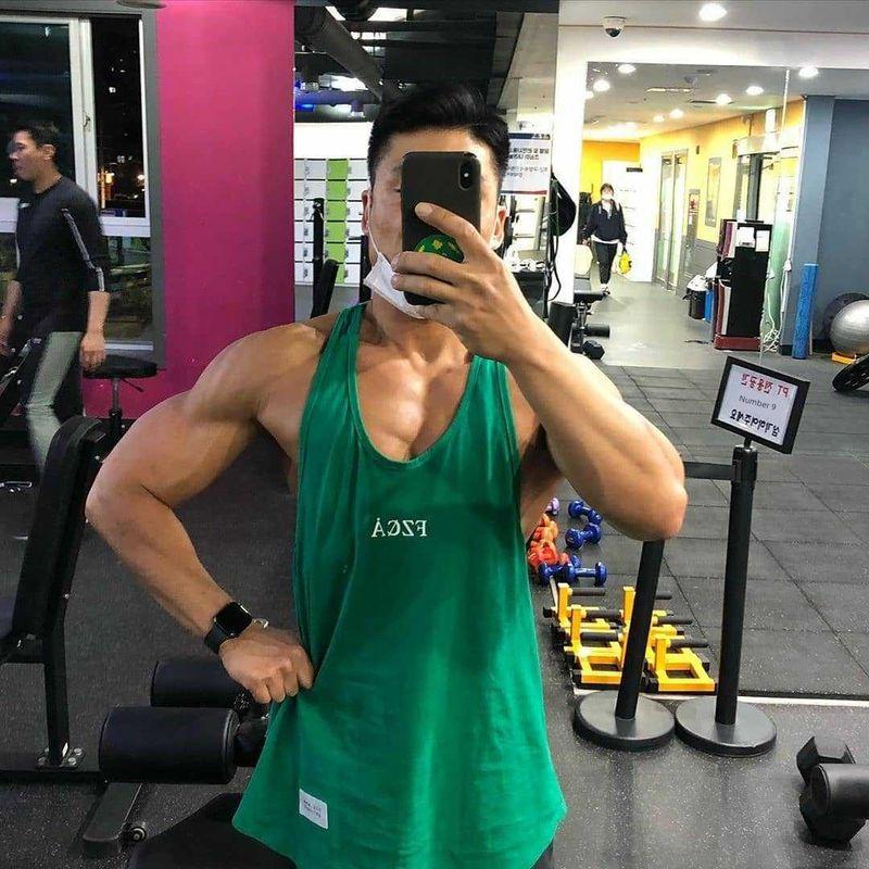 Muscle Fitness Brothers Korean Style Sports Fitness Vest Loose Breathable Stretch Slim fit Sleeveless Training Bottoming Shirt
