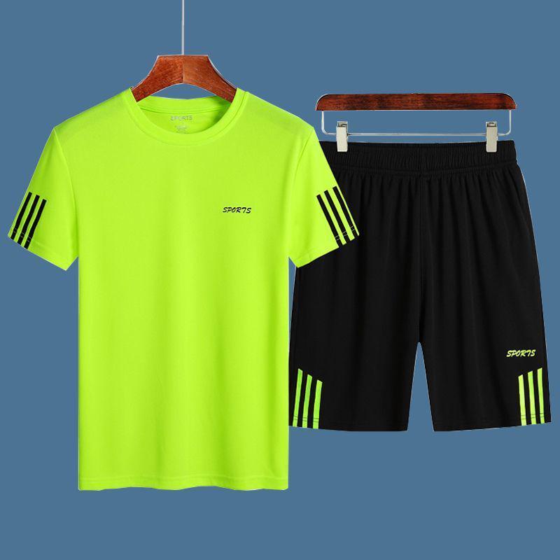 

Мужской спортивный комплект из быстросохнущей ледяной шелковой футболки и шорт, больших размеров, коллекция 2024 2XL (for 67.5 kg)