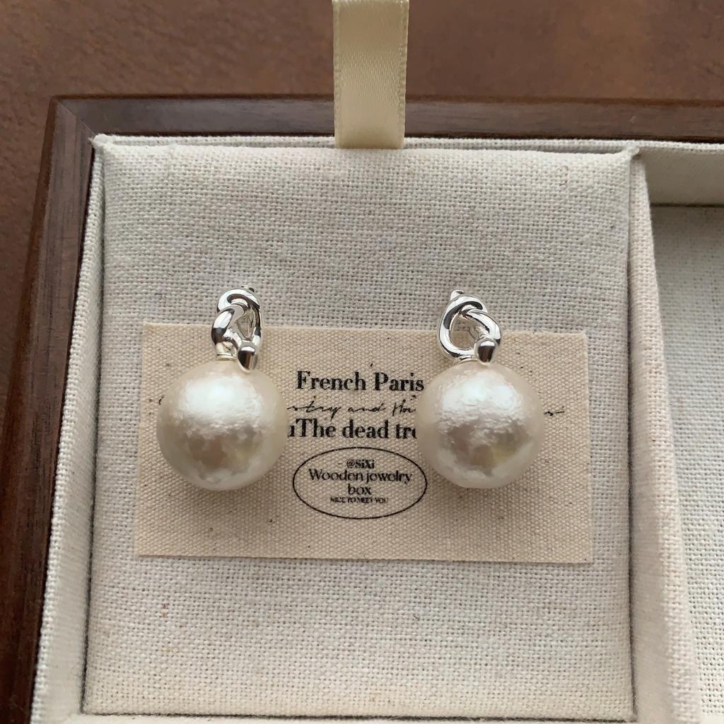 Geometric Flower Pearl Stud Earrings Retro Loose French Elegant Fashion Niche Minimalist Premium Earrings