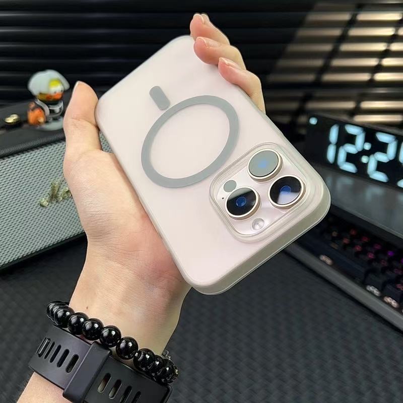 

Applicable To IPhone 17 Large Hole Ice Fog Magnetic Phone Case Apple 16 Ultra thin Skin Feeling Large Hole PC Anti Fall Protection Case iPhone 12 PROMAX